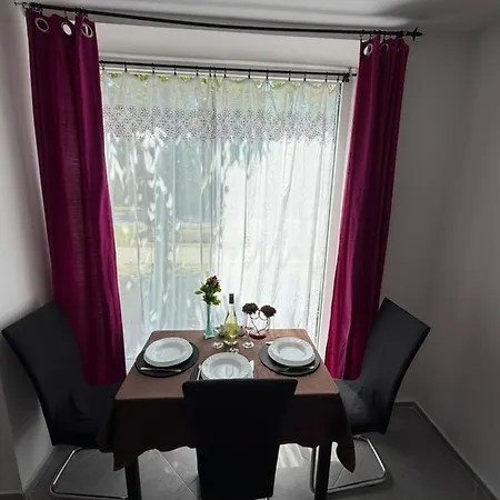 Cozy Apartmán Deszk